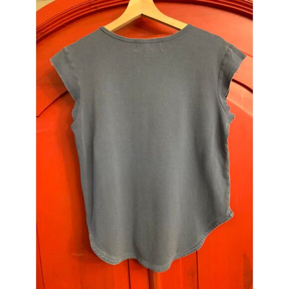 Cloth & Stone Size Small Anthropologie Raw Edge Denim Blue Cap Sleeve Shirt EUC - Picture 2 of 4